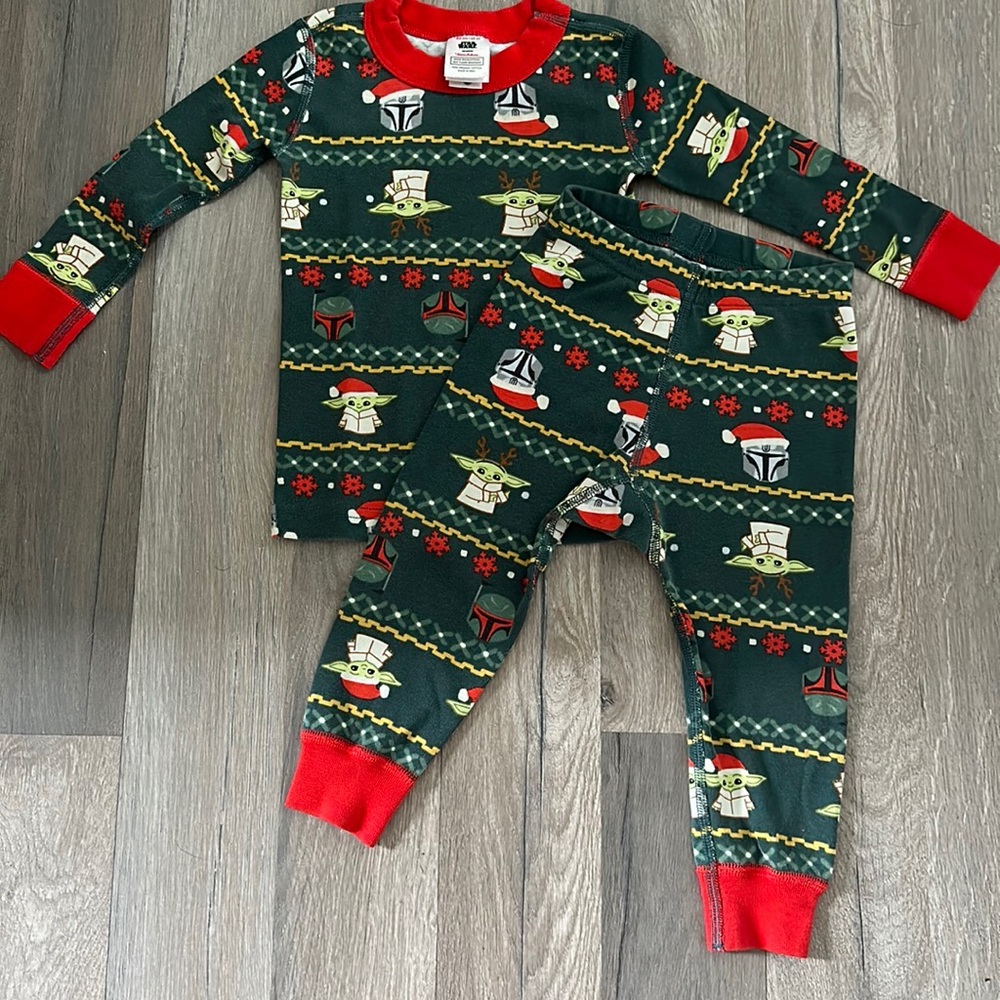 Hanna Andersson mommy & me Christmas pjs- Star Wars